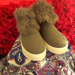 Brash NWOT Ankle Fur Sneakers/Boots Size 8 ½